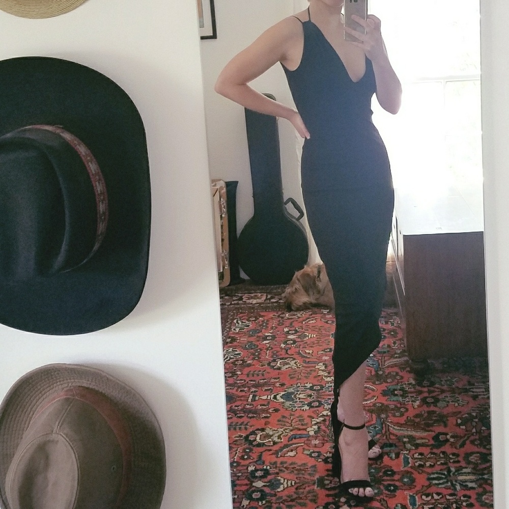 Asymmetric Deep V Gown - Picture 1 of 8